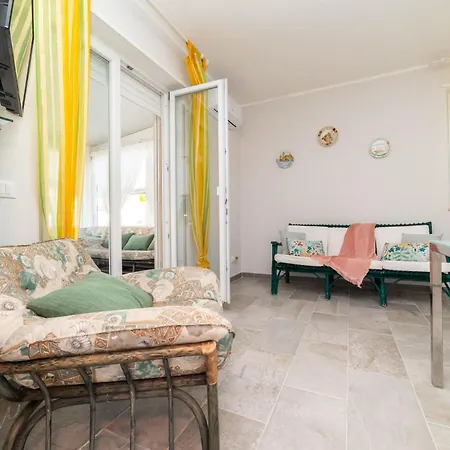 Gilda 50m Da Sabbia E Parcheggio Ferienhaus *